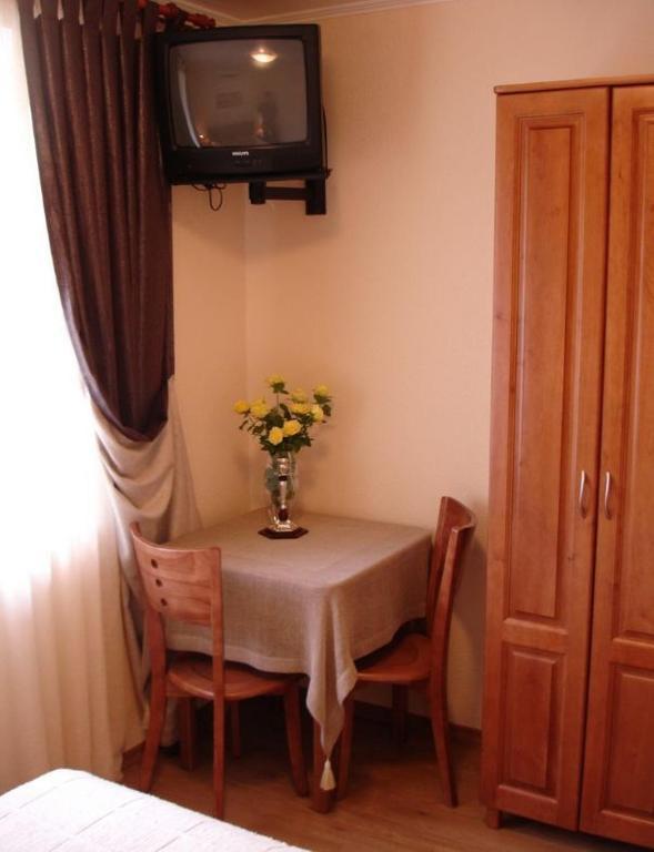 Sinay Hotel Poltava Rum bild